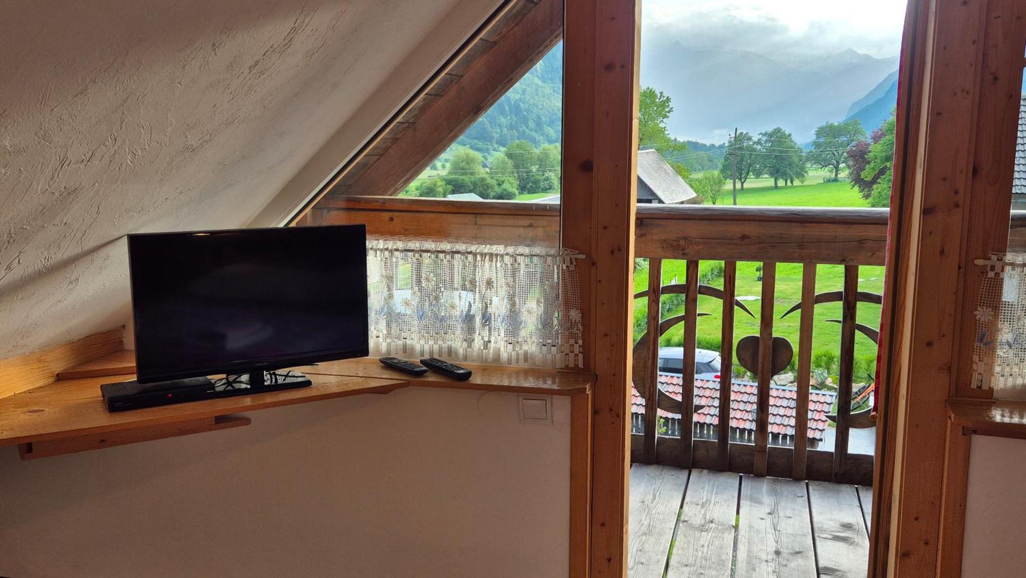 Apartments Cebelica ボーヒニ エクステリア 写真